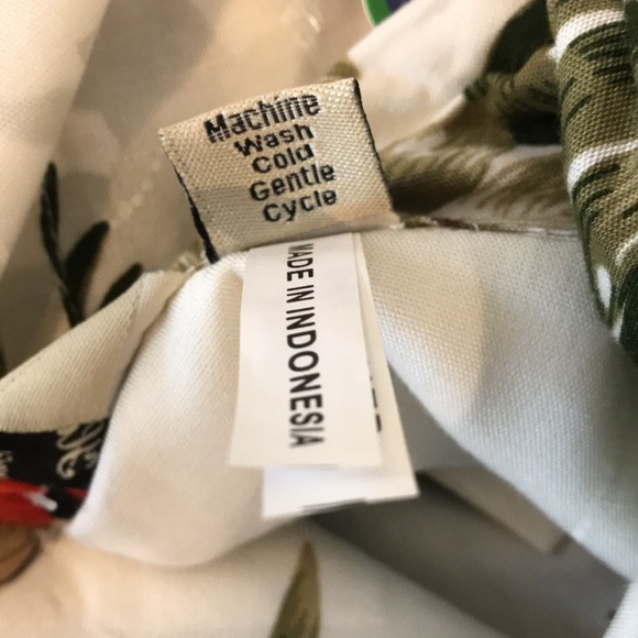 Hula Hula Hawaii Men’s Batik Shirt Size 3X - Picture 6 of 6